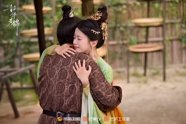 《韶華若錦》劇情看點＆角色介紹：冷面戰神宋威龍、包上恩先婚後愛！
