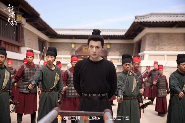 《韶華若錦》劇情看點＆角色介紹：冷面戰神宋威龍、包上恩先婚後愛！