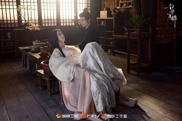 《韶華若錦》劇情看點＆角色介紹：冷面戰神宋威龍、包上恩先婚後愛！