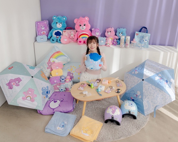 7-11「Care Bears」集點！絨毛吊飾、三用翻轉抱枕、登機箱、招財貓公仔等35款一次看