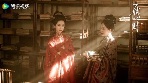 如果是愛看《墨雨雲間》、《九重紫》那種重生爽劇，那麼絕不可以錯過《雁回時》！它和去年大火的《墨雨雲間》同為千山茶客的小說改編劇，評價更高呢！《雁回時》一樣是主打宅鬥、復仇的大女主爽劇，氛圍古韻十足，劇中的正派、反派人物都很飽滿，宅鬥也鬥得好看。