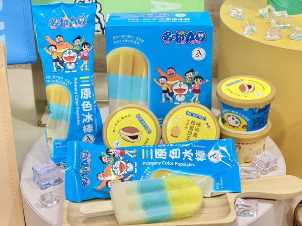 7-11 哆啦A夢蜂蜜鬆餅巧脆甜心冰淇淋