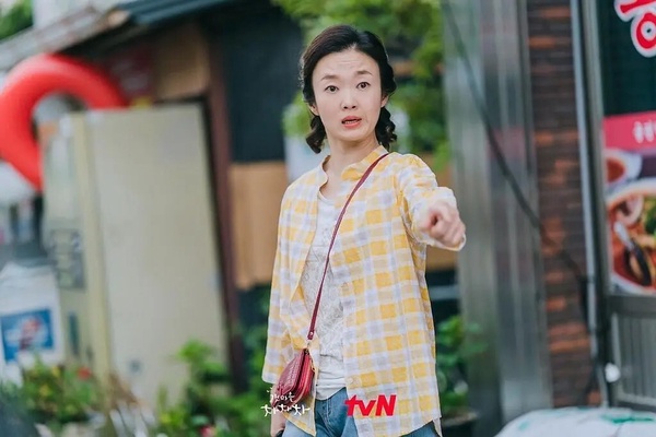 《機智住院醫生》臥虎藏龍！高允貞橫掃新人獎，申詩雅是金多美接班人，她連李姃垠都誇