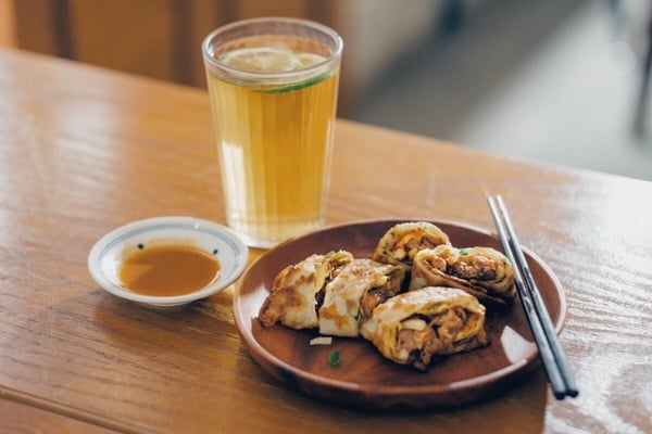 粉漿蛋餅是什麼？新手級食譜做法＋全台10間粉漿蛋餅必吃推薦！