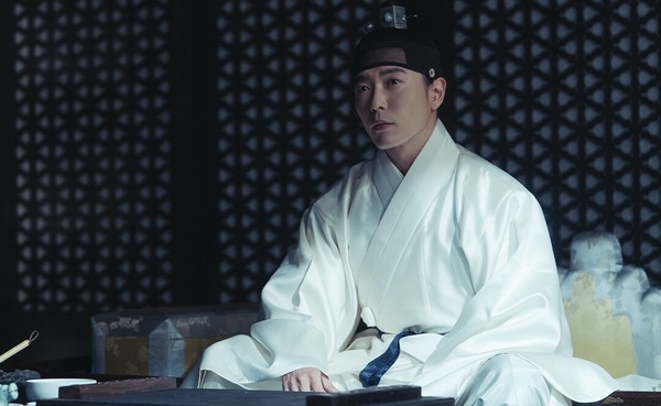 Netflix《吞金》劇情看點&amp;amp;amp;amp;amp;amp;amp;amp;amp;amp;amp;amp;角色介紹