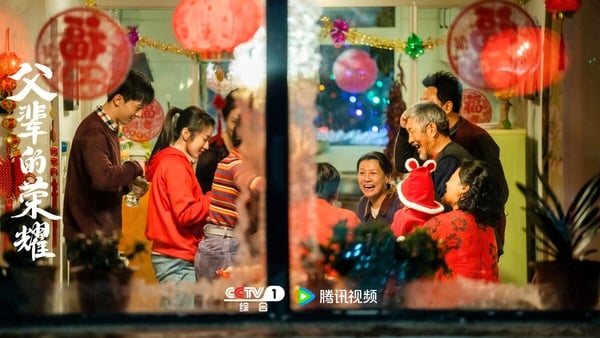 父輩的榮耀海報，林業題材，展現時代變遷。