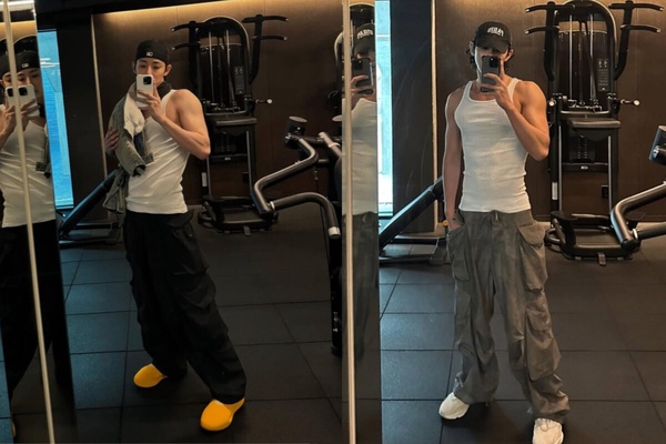 “江南太子”李洙赫来台！李洙赫私服穿搭解析：全黑机场穿搭帅翻，层次感私服超高级！ 时尚 图9张
