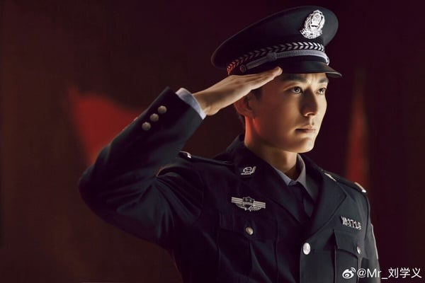  劉學義在《踏雪尋蹤》中飾演刑警，展現全新面貌