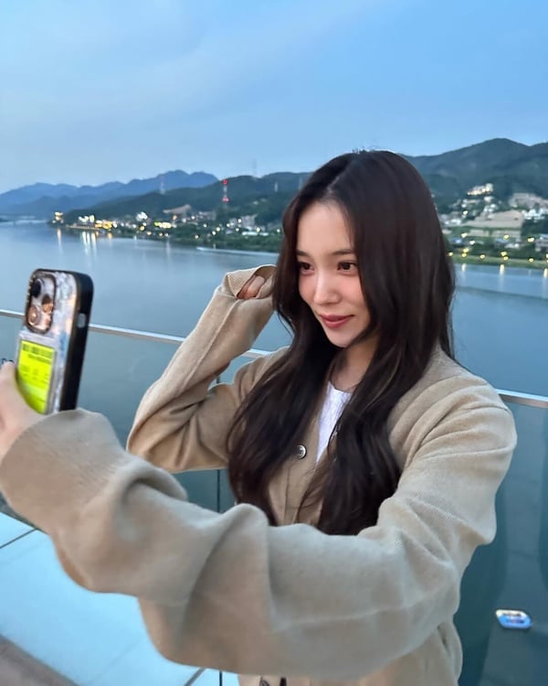 魔鬼的計謀2尹邵熙生活照，展現自然美貌