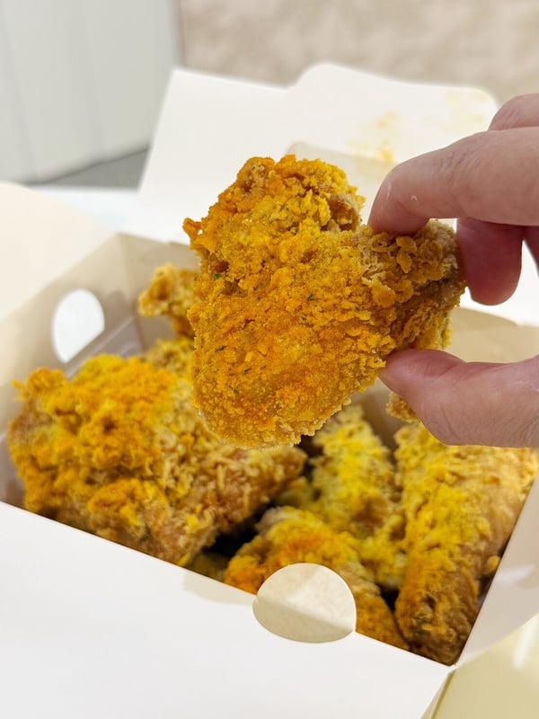bb.q CHICKEN新品「奶香卡滋炸雞」即日起開賣!