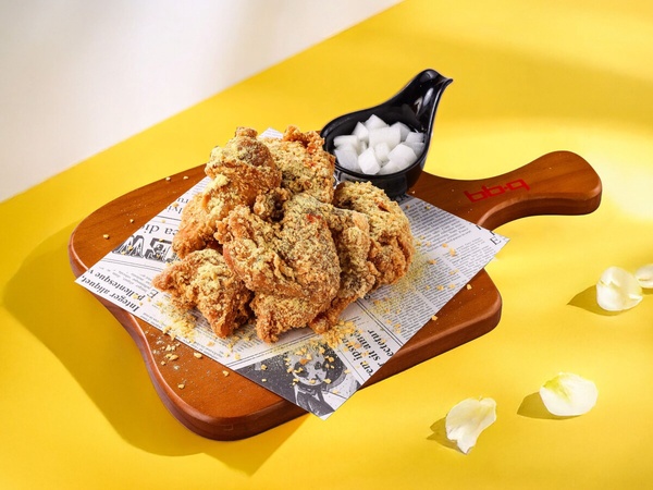 bb.q CHICKEN新品「奶香卡滋炸雞」即日起開賣!