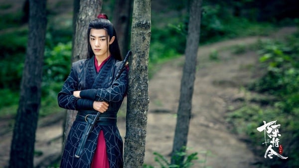 《陳情令》讓肖戰爆紅，成為古裝男神代表，劇中造型與演技皆備受讚譽