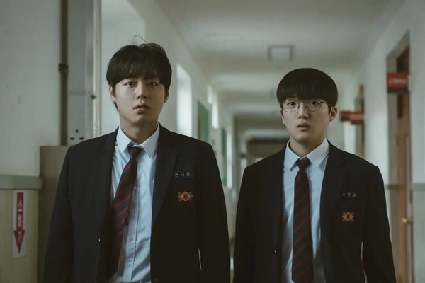 近期Netflix台灣「人氣排行榜」TOP10！《苦盡柑來》第7，《成功路上》第3，冠軍真的火