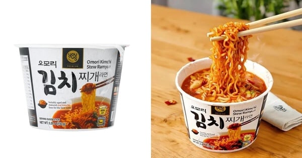 Youus大森香辣泡菜湯拉麵的成品，紅色的湯頭中有滿滿的泡菜與麵條