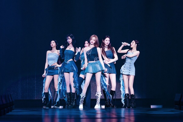 FB：BLACKPINK