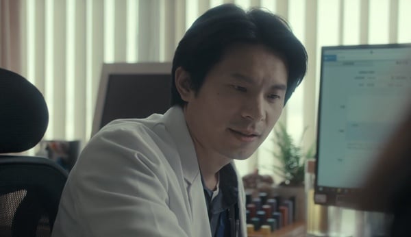 Netflix《忘了我記得》驚喜客串！嚴藝文姚淳耀都來了，吳卓源也現身，最後一位超意外