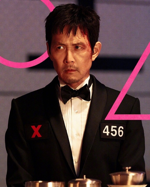 魷魚遊戲3 劇照：李政宰飾演的成奇勳再次參與遊戲。