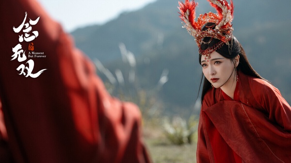 《念無雙》開播後不少人吐槽唐嫣和劉學義是「中年人演古偶」，造型質感不佳，但單看劇情，其實《念無雙》劇本不錯。《念無雙》和《宸汐緣》、《無憂渡》出自同個編劇，主角人設有立住，劇情時不時也有笑點。就是可惜《念無雙》造型和製作質感拉垮，也沒有太多宣傳，其實不少觀眾都稱讚劇情好看呢！