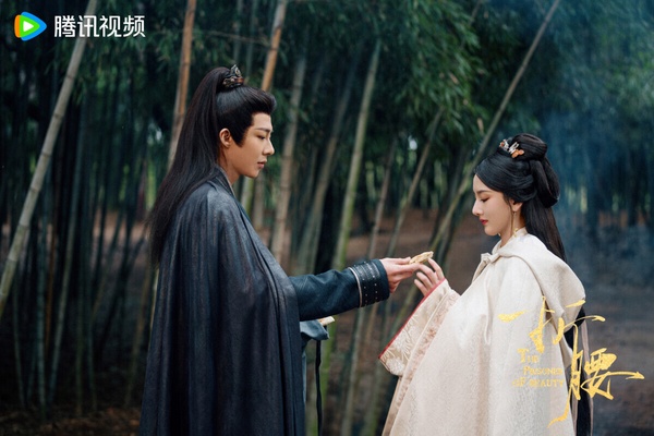 近期Netflix台灣「人氣排行」TOP10！《韶華若錦》第6，《折腰》第2，冠軍評價兩極！