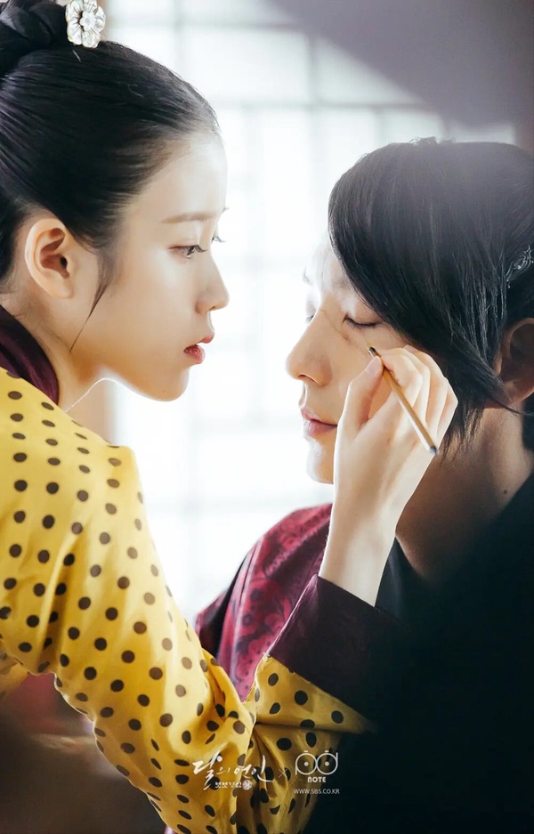 日網票選「好看到反覆重刷」韓劇TOP10！《鬼怪》第10輸《淚之女王》，冠軍真出不了坑
