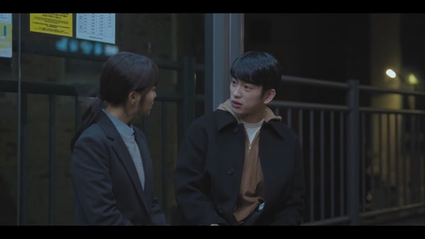 《未知的首爾》戳心金句：「為什麼我在最該保護自己的時候，卻偏偏攻擊自己？」