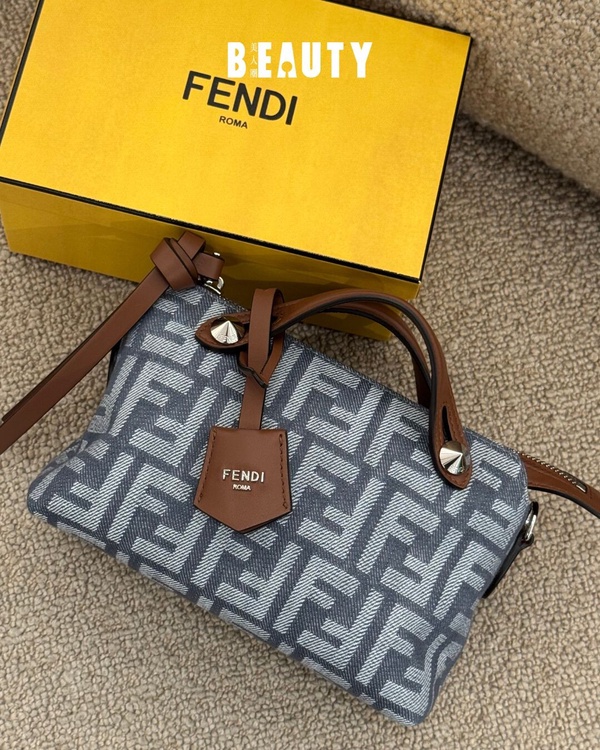 精品老花包評比推薦：FENDI 迷你軟質 By The Way，NT$61,200