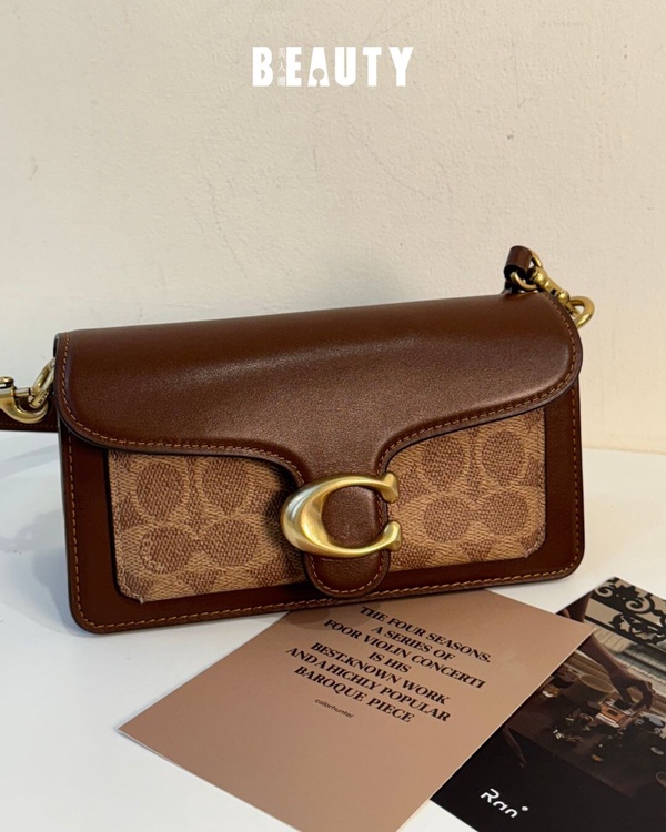 精品老花包評比推薦：COACH TABBY 20 經典 SIGNATURE 帆布單肩手袋，NT$16,800