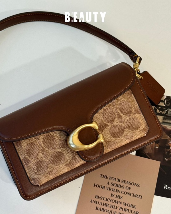 精品老花包評比推薦：COACH TABBY 20 經典 SIGNATURE 帆布單肩手袋，NT$16,800
