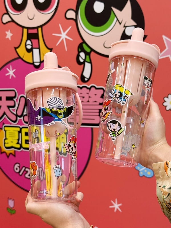 康是美飛天小女警加價購「透明隨行杯」，加購價：399元