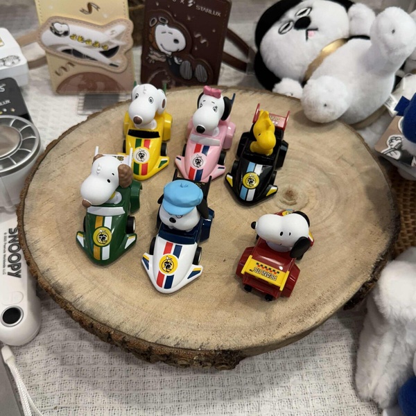 7-11「星宇航空X史努比」快閃購！史努比飛機吊飾、立體冰霸杯、腳丫提袋等30款一次看