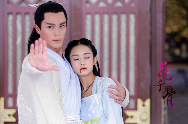 陸劇《花千骨》劇照，霍建華飾演的白子畫，展現高冷師尊的形象。