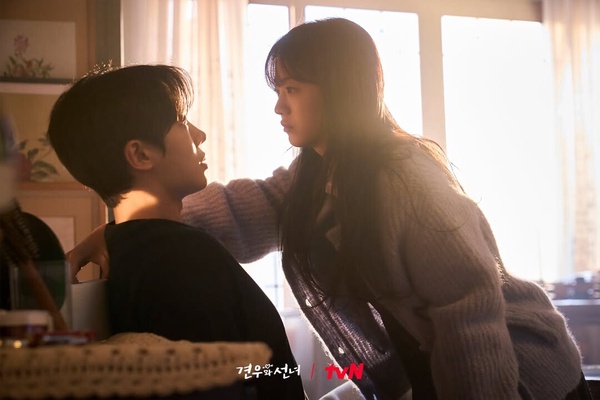 《牽牛和仙女》開播收視破新高！巫女拯救厄運少年，趙怡賢、秋英宇CP二搭很好嗑