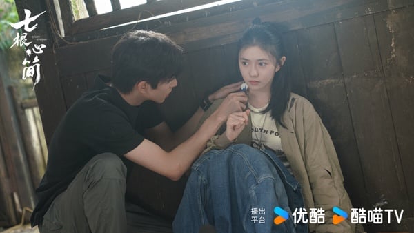 陸劇《七根心簡》中的鳳凰小隊，五位年輕人共同踏上收服凶簡的冒-險。