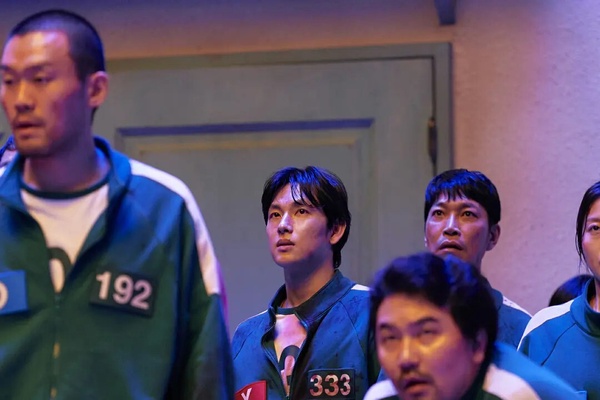 Netflix《魷魚遊戲3》結局9個「幕後彩蛋」！001要出外傳？美國版將改由這天才導演執導