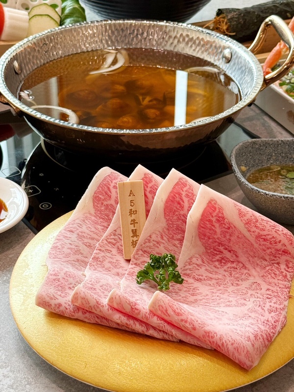 買一送一！7月生日優惠餐廳：王品青花驕、夏慕尼優惠，漢來海港、島語吃到飽也優惠