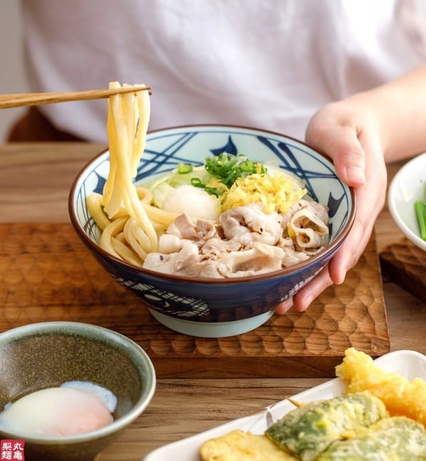 減肥能吃烏龍麵嗎？烏龍麵熱量、營養+低卡吃法推薦！