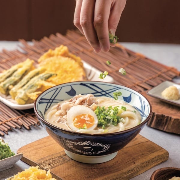 減肥能吃烏龍麵嗎？烏龍麵熱量、營養+低卡吃法推薦！