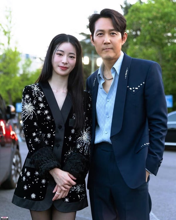 《魷魚遊戲3》結局後演員近況！李秉憲孫藝珍扮夫妻，李政宰和她上演18歲父女戀卻惹議