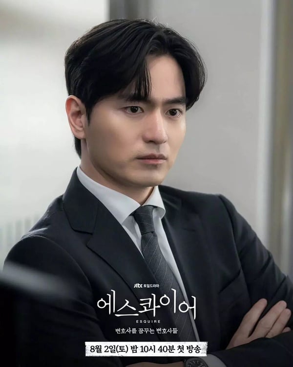 《魷魚遊戲3》結局後演員近況！李秉憲孫藝珍扮夫妻，李政宰和她上演18歲父女戀卻惹議