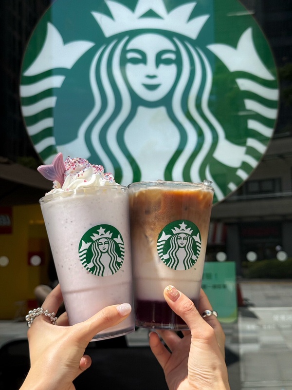 買一送一！星巴克紫薯新飲品7/2起開賣，必喝「繽紛紫紅薯奶霜星冰樂」有彩虹美人魚尾