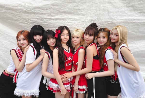 2025上半年KPOP女團「音放一位」Top5：UNIS 1冠