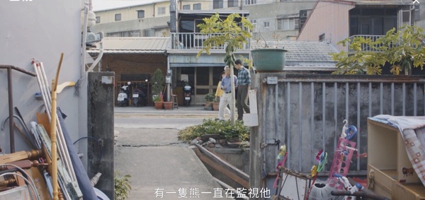 《我們與惡的距離2》結局彩蛋！吳慷仁現身呼應第一季議題，孫女士是《人選之人》的她