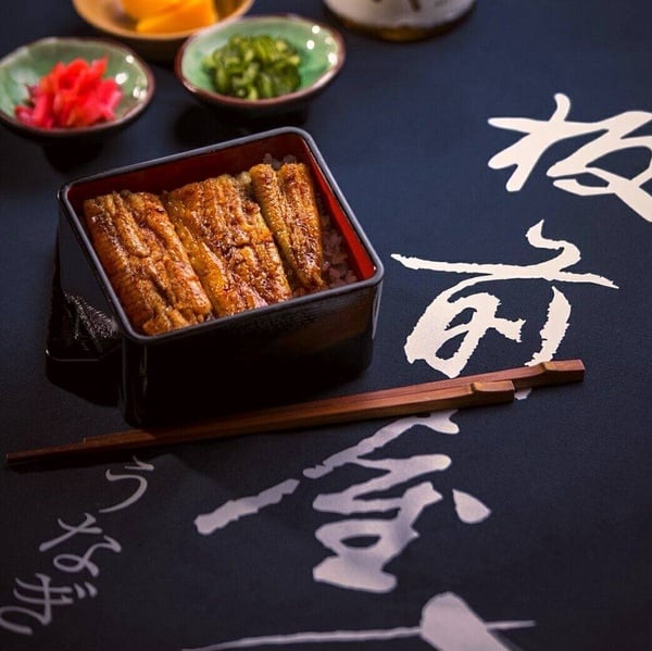 「肥前屋」熄燈不知道該吃哪間？台北鰻魚飯12間必吃推薦！每間都又大又肥一次滿足！