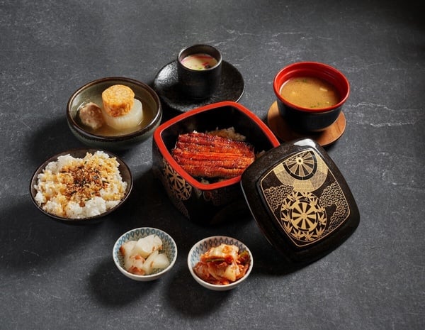 「肥前屋」熄燈不知道該吃哪間？台北鰻魚飯12間必吃推薦！每間都又大又肥一次滿足！