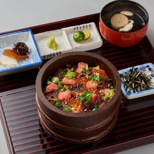 「肥前屋」熄燈不知道該吃哪間？台北鰻魚飯15間必吃推薦！每間都又大又肥一次滿足！