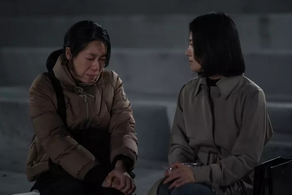 8部「讓人瘋狂著迷」好看韓劇！《瑞草洞》上癮度3顆星《未知的首爾》4顆星，這部5顆星