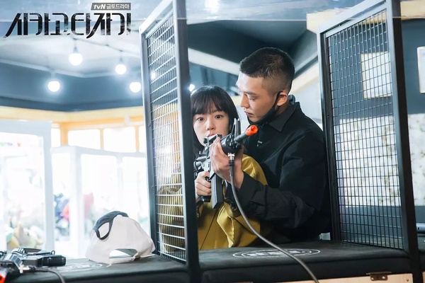 不輸《瑞草洞》！劇荒值得追的「Netflix隱藏神劇韓劇」！兩部部破9分好劇錯過真的可惜