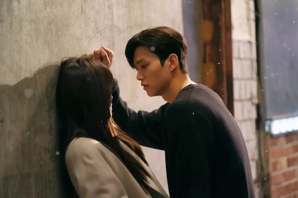7部好看到「一追就上癮」破尺度韓劇！李洙赫《S LINE》好看，最後一部是「隱藏神劇」