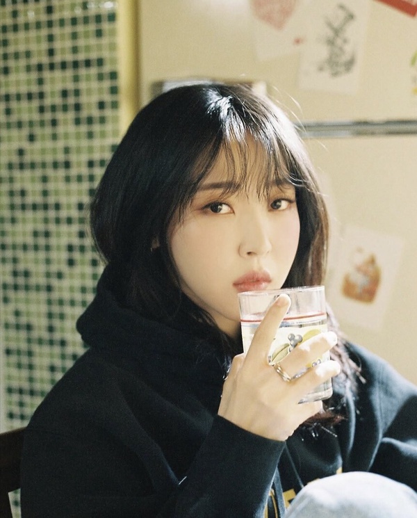 SOMI在家浴室遇到女鬼 盤點韓星遇到的靈異事件