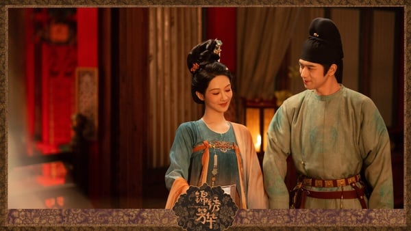 《錦繡芳華》是楊紫、李現主演的《國色芳華》下部,上部《國色芳華》收視和口碑表現都很亮眼,觀眾一面倒好評,而下部《錦繡芳華》也沒爛尾!近年大女主經商劇連著播,其中《國色芳華》系列是評價最高的,服化道完美還原唐朝風情,真的精緻,七月累積網播量破12億,楊紫主演的陸劇普遍收視成績都很好!